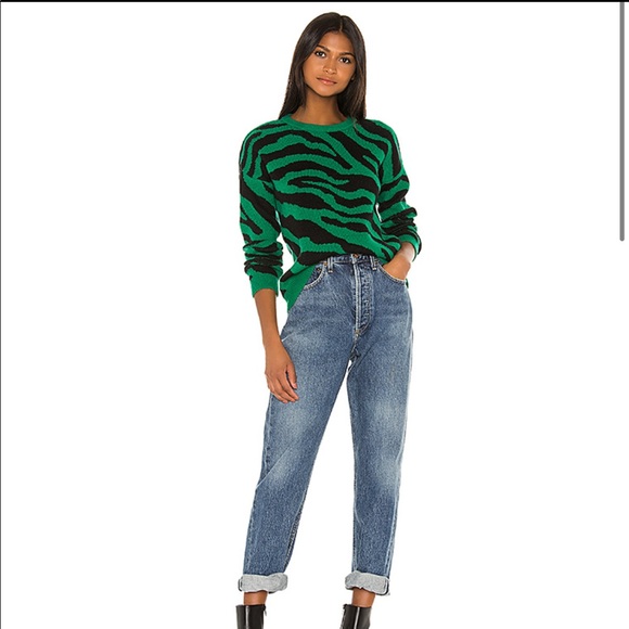 BBDakota You're An Animal Sweater in Pepper Green - Picture 4 of 11